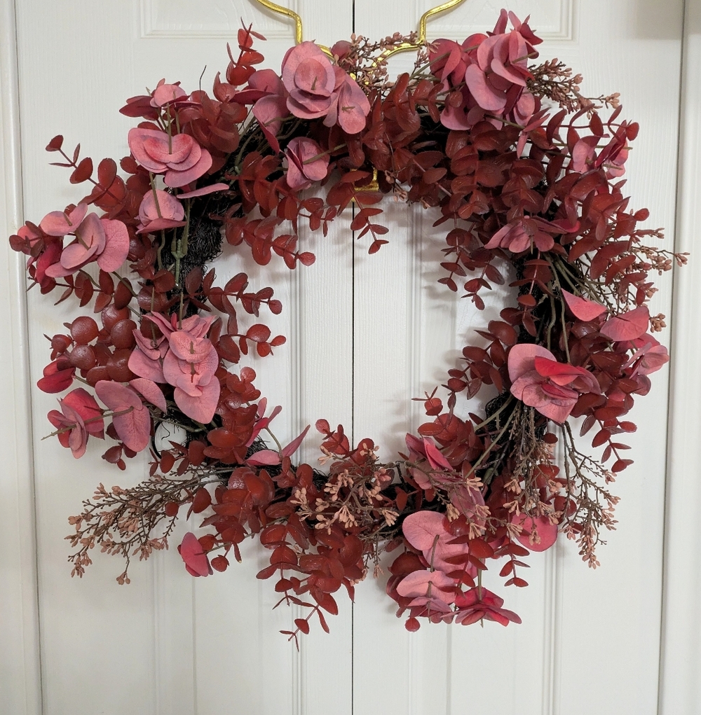NWT Autumn 🍁 Eucalyptus Foliage Wreath 20"